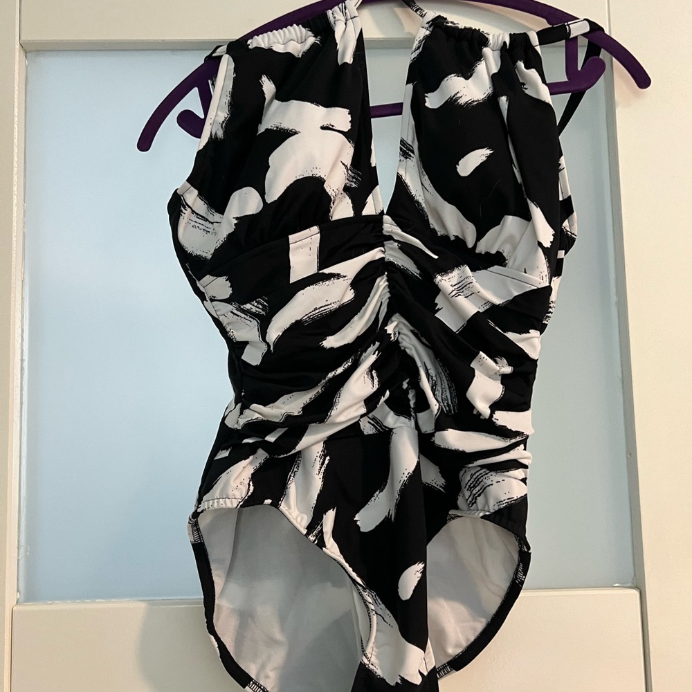 Magicsuit Stylish Black and White Swimwear